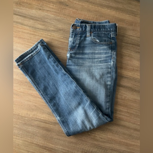Size 29 J crew jeans - Picture 2 of 3